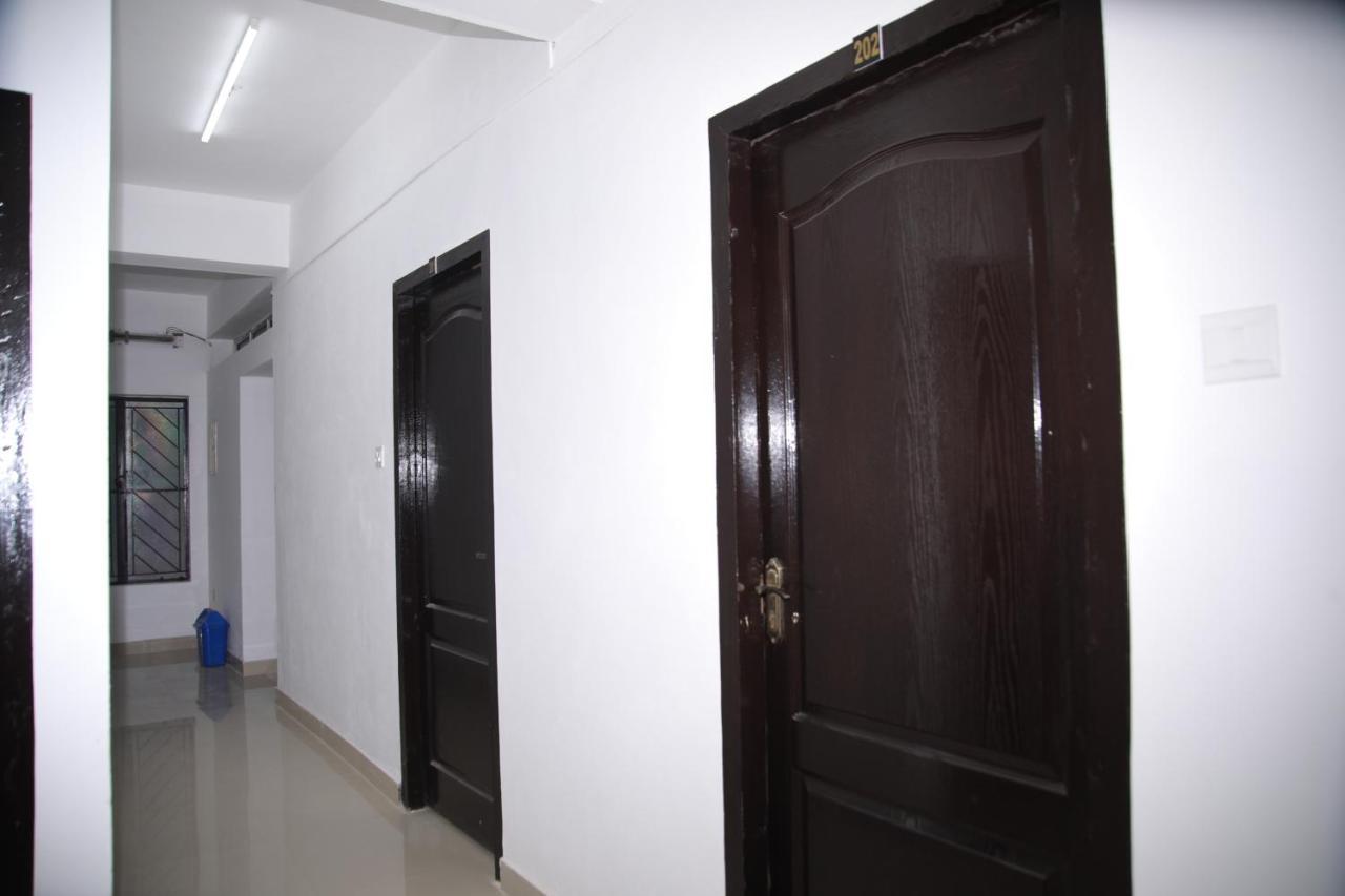 Meghna Residency Ξενοδοχείο Thiruvananthapuram Εξωτερικό φωτογραφία