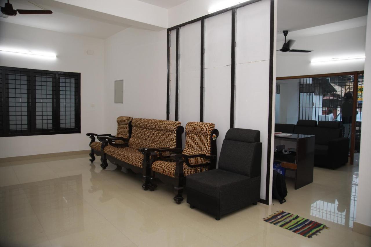 Meghna Residency Ξενοδοχείο Thiruvananthapuram Εξωτερικό φωτογραφία