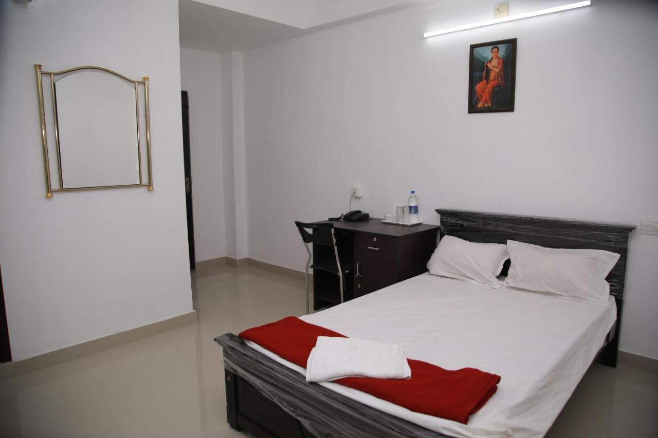 Meghna Residency Ξενοδοχείο Thiruvananthapuram Εξωτερικό φωτογραφία