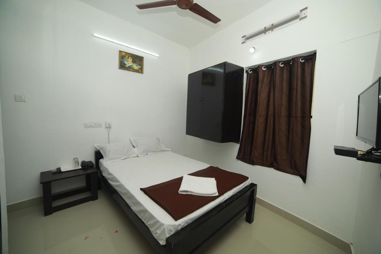 Meghna Residency Ξενοδοχείο Thiruvananthapuram Εξωτερικό φωτογραφία