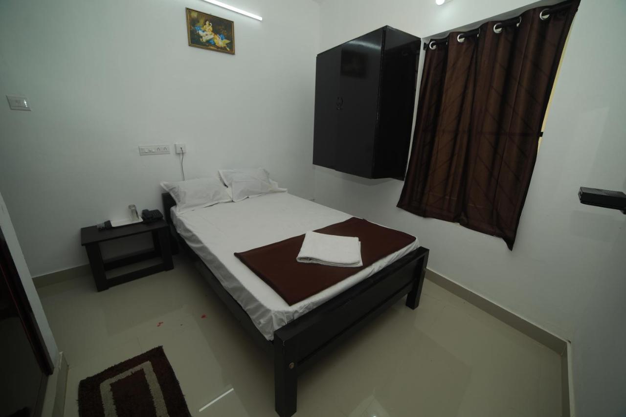 Meghna Residency Ξενοδοχείο Thiruvananthapuram Εξωτερικό φωτογραφία