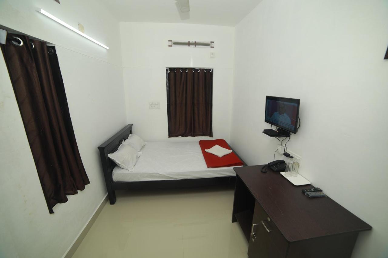Meghna Residency Ξενοδοχείο Thiruvananthapuram Εξωτερικό φωτογραφία