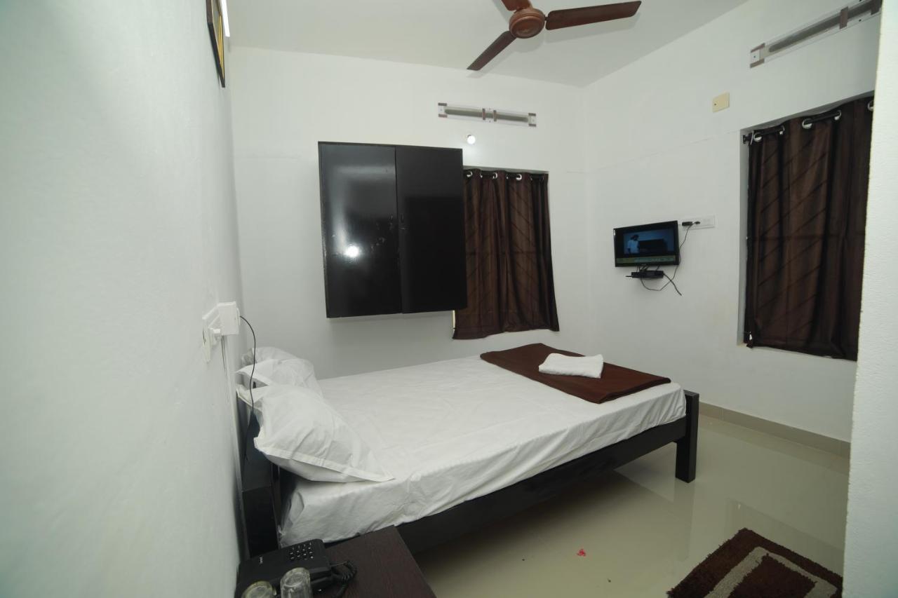 Meghna Residency Ξενοδοχείο Thiruvananthapuram Εξωτερικό φωτογραφία