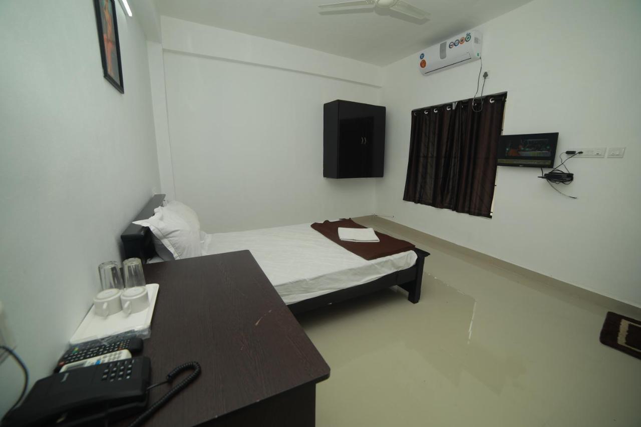 Meghna Residency Ξενοδοχείο Thiruvananthapuram Εξωτερικό φωτογραφία