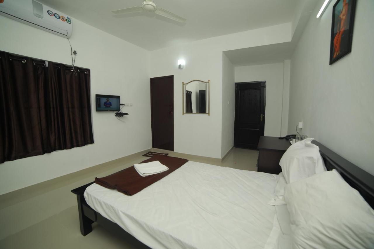 Meghna Residency Ξενοδοχείο Thiruvananthapuram Εξωτερικό φωτογραφία